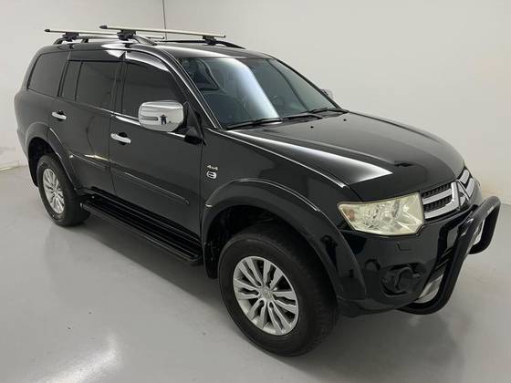 MITSUBISHI PAJERO DAKAR 3.5 HPE 7 LUGARES 4X4 V6 24V FLEX 4P AUTOMÁTICO